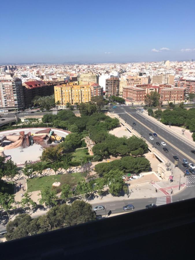 Apartamento Ciudad De Las Ciencias Appartamento Valenza Esterno foto